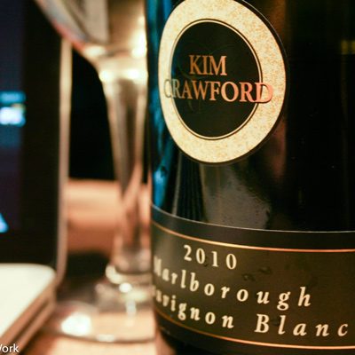 Designed social media identity for this New Zealand wine company.